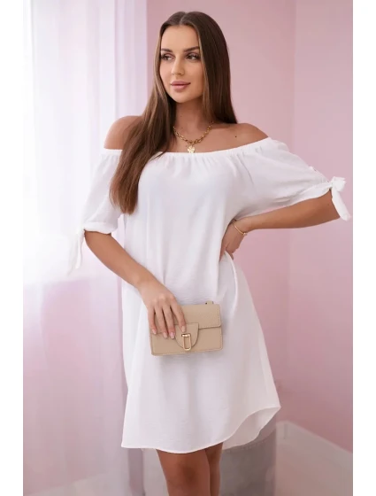 Šaty viazané na rukávy biele Šaty viazané na rukávy biele