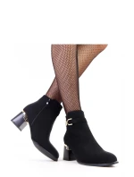 Topánky na podpätku model 218813 Solea