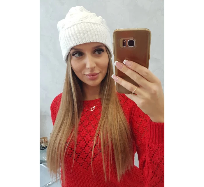 Dámská čepice bílá model 18751877 - K-Fashion Dámská čepice bílá model 18751877 - K-Fashion