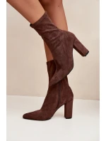 Dámské kozačky na podpatku s prošíváním hnědé model 21709481 - Boto