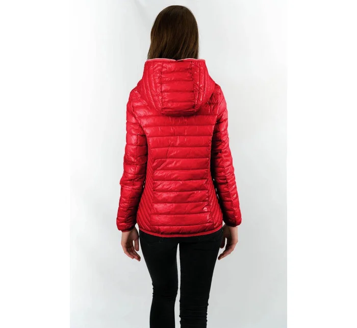 Červená prošívaná dámská bunda s kapucí model 16146925 - S'WEST Červená prošívaná dámská bunda s kapucí model 16146925 - S'WEST