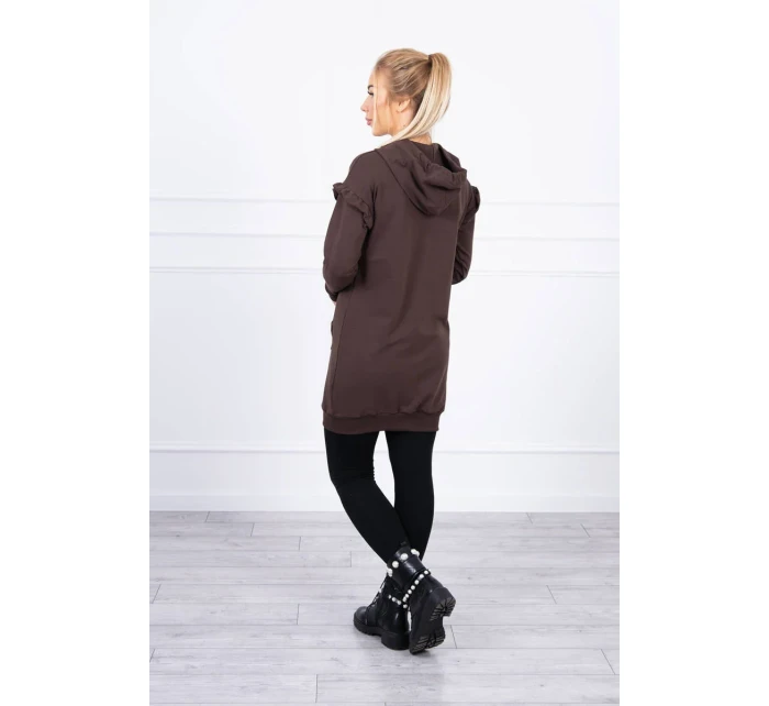 Šaty s ozdobnými volánikmi a kapucňou v hnedej farbe Šaty s ozdobnými volánikmi a kapucňou v hnedej farbe