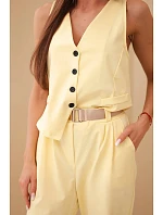 Dámský elegantní komplet s model 22104011 na knoflíky a kalhotami žlutý - K-Fashion