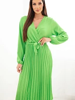 Šaty s plisovaným spodným dielom svetlozelené
