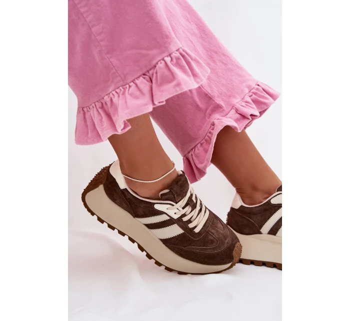 Semišové tenisky na masivní platformě model 22031726 Čokoládové - D&A