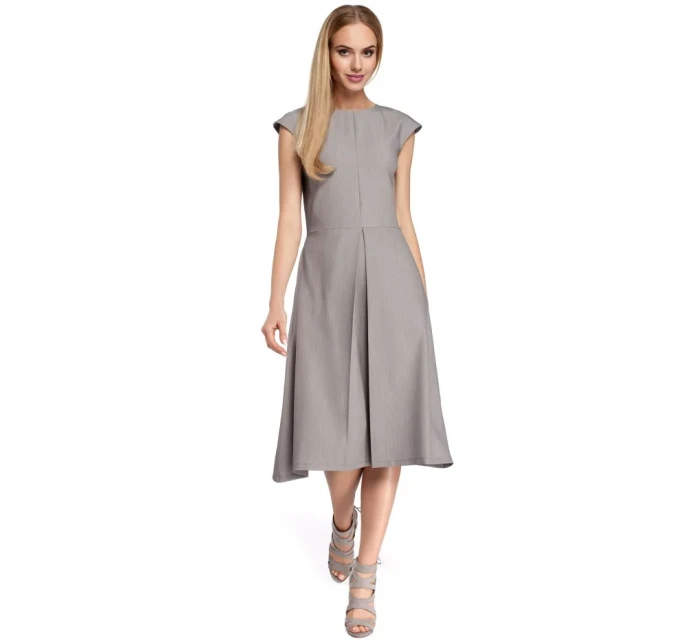 Šaty s záhyby šedé model 18002377 - Moe Šaty s záhyby šedé model 18002377 - Moe