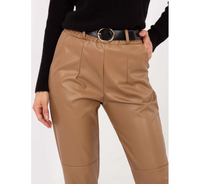 Spodnie IT SP model 21791073 camelowy - FPrice Spodnie IT SP model 21791073 camelowy - FPrice