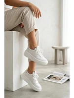 Kožené dámské tenisky na platformě Vinceza 39976 bílé Kožené dámské tenisky na platformě Vinceza 39976 bílé