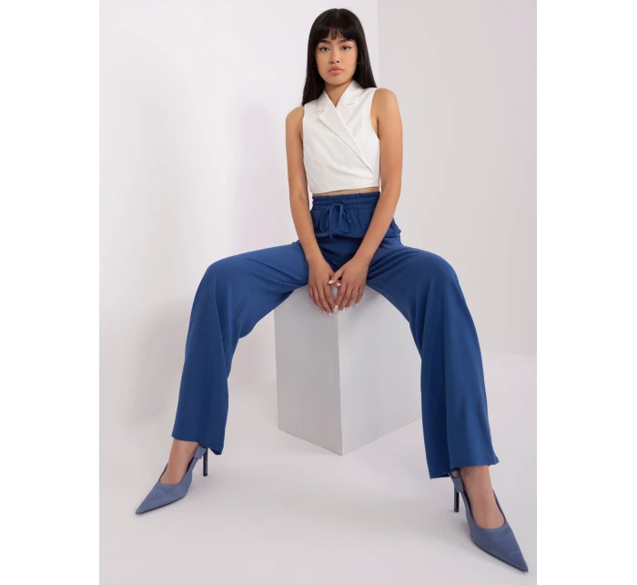 Spodnie LK SP model 18741290 ciemny niebieski - FPrice Spodnie LK SP model 18741290 ciemny niebieski - FPrice