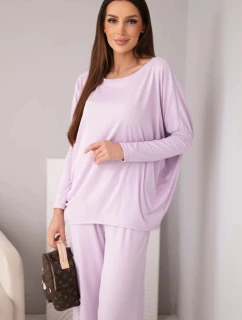 Dámsky viskózový komplet s voľnou blúzkou a nohavicami svetlofialovej farby