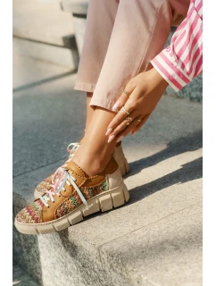 Dámské Kožené Polobotky model 21693708 Multikolor - Maciejka