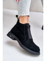 Semišové Nízké Boty Na Plochém Podpatku Zateplené D&A model 21674470 Černé - S.Barski Semišové Nízké Boty Na Plochém Podpatku Zateplené D&A model 21674470 Černé - S.Barski