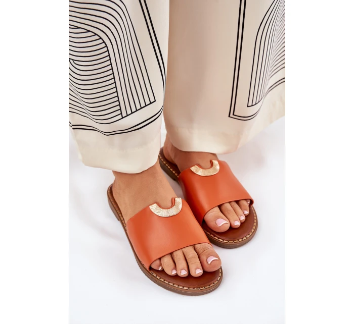 Klapki Damskie Eko Skórzane Z Ozdobnymi Detalami Pomarańczowe Mevith Klapki Damskie Eko Skórzane Z Ozdobnymi Detalami Pomarańczowe Mevith