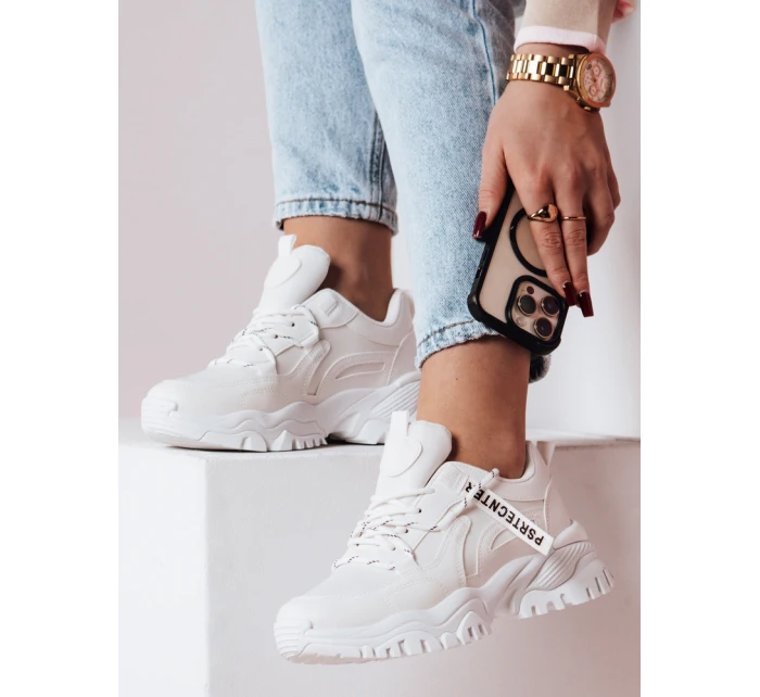 Dámské sportovní tenisky white Dstreet model 21983853 - FashionStreet