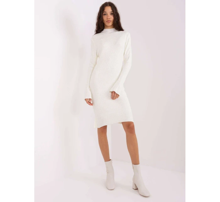 Sukienka BA SK model 19018676 ecru - FPrice Sukienka BA SK model 19018676 ecru - FPrice