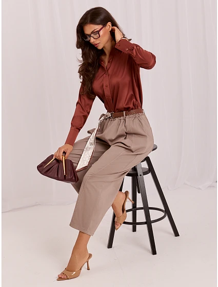 Spodnie IT SP model 22251348 ciemny bezowy - FPrice