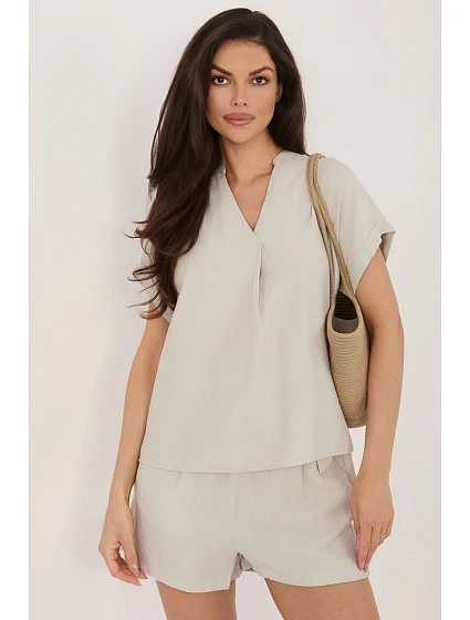 Blúzka model 226395 Podúroveň Blúzka model 226395 Podúroveň