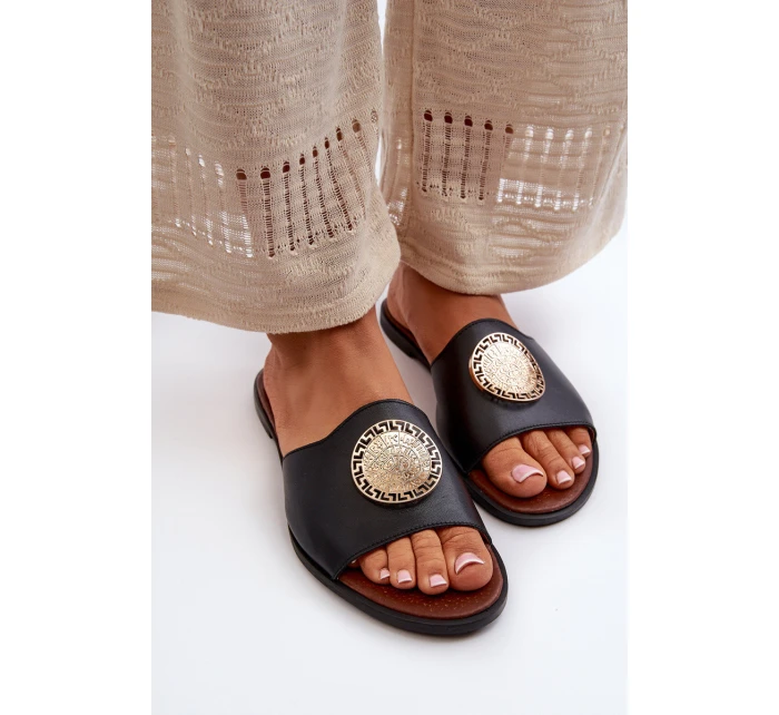 Zazoo 2938 Skórzane Klapki Na Płaskim Obcasie Z Ozdobą Czarne Zazoo 2938 Skórzane Klapki Na Płaskim Obcasie Z Ozdobą Czarne
