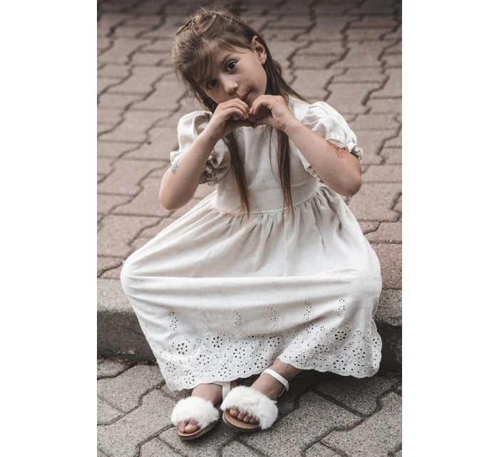 Dětské sandálky na suchý zip s kožíškem Bílé model 21663002 - Boto