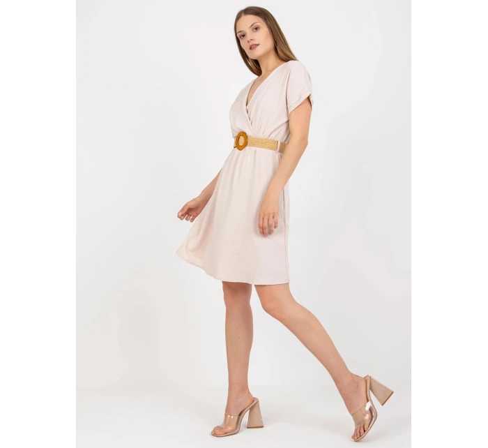 Dámské šaty CA SK model 21122199 Světle béžová - Rue Paris