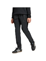 Adidas Tiro 26 Cestovné tkané nohavice pre deti Black JM5556 Adidas Tiro 26 Cestovné tkané nohavice pre deti Black JM5556