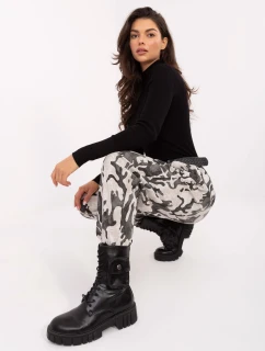 Spodnie IT SP model 21389008 jasny beżowy - FPrice