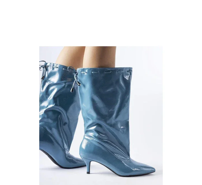 Topánky na podpätku model 204742 Solea Topánky na podpätku model 204742 Solea