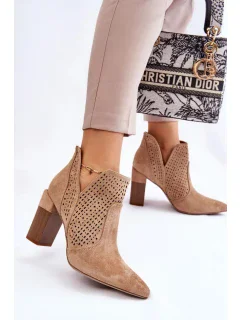 Dámské kotníkové boty na podpatku model 18628014 Béžová Bella Paris - Gemini