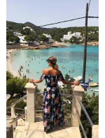 Dlhé dámske čierne šaty s farebnými kvetmi a španielskym výstrihom model 7118058