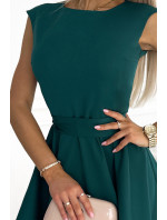Rozšírené dámske šaty vo fľaškovo zelenej farbe s malými rukávmi 442-1