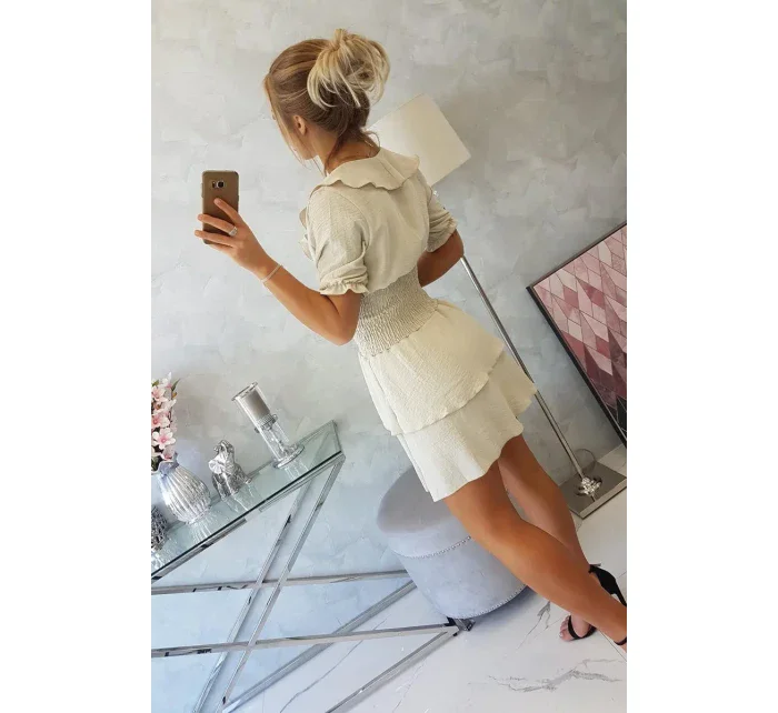 Béžové šaty do pasu