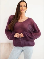 Dámský svetr z 70 % z  s výstřihem do V volného střihu tmavě fialová model 22391350 - K-Fashion