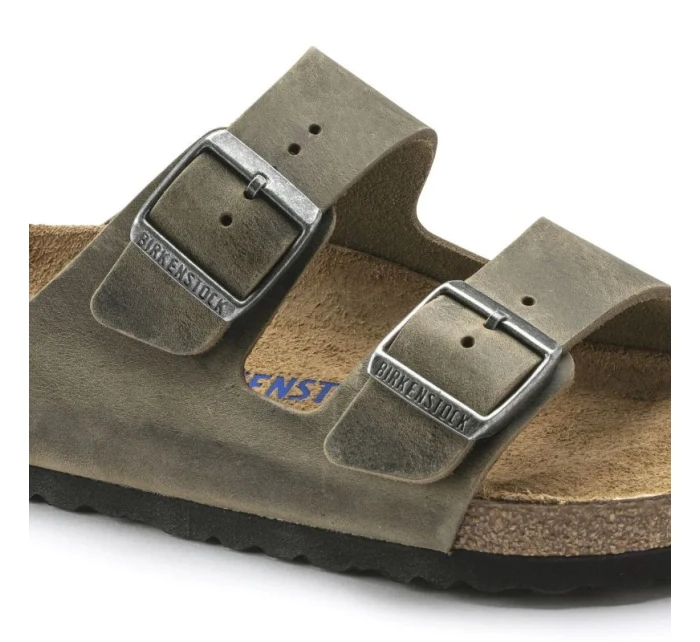 Dámske/pánske žabky Birkenstock Arizona Soft Footbed Oiled Leather Narrow Faded Khaki (1019377) Dámske/pánske žabky Birkenstock Arizona Soft Footbed Oiled Leather Narrow Faded Khaki (1019377)