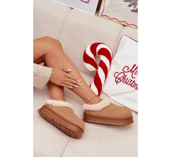 Dámské pantofle s kožíškem Camel model 21772655 - Boto Dámské pantofle s kožíškem Camel model 21772655 - Boto