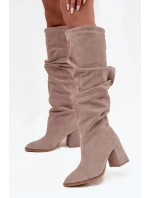 Topánky na podpätku model 219403 Krok vo veľkom štýle