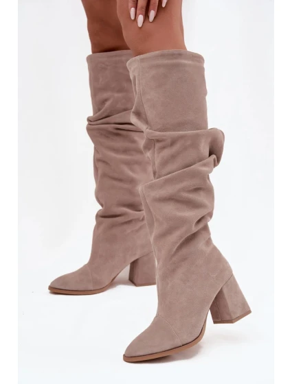 Topánky na podpätku model 219403 Krok vo veľkom štýle