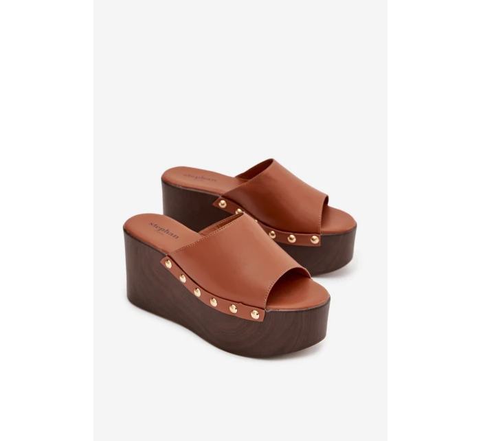 Dámské nazouváky na platformě s přezkami Camel Mareline Dámské nazouváky na platformě s přezkami Camel Mareline