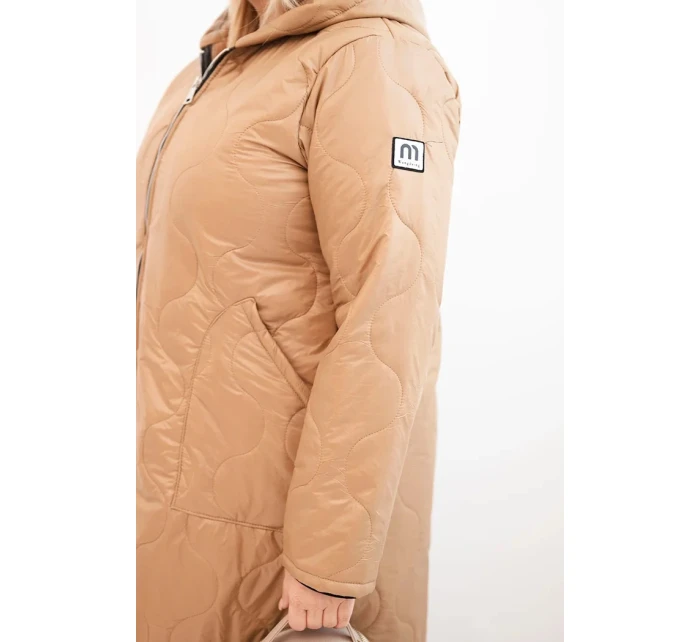 Dámská zimní prošívaná bunda Plus Size s kapucí camelová