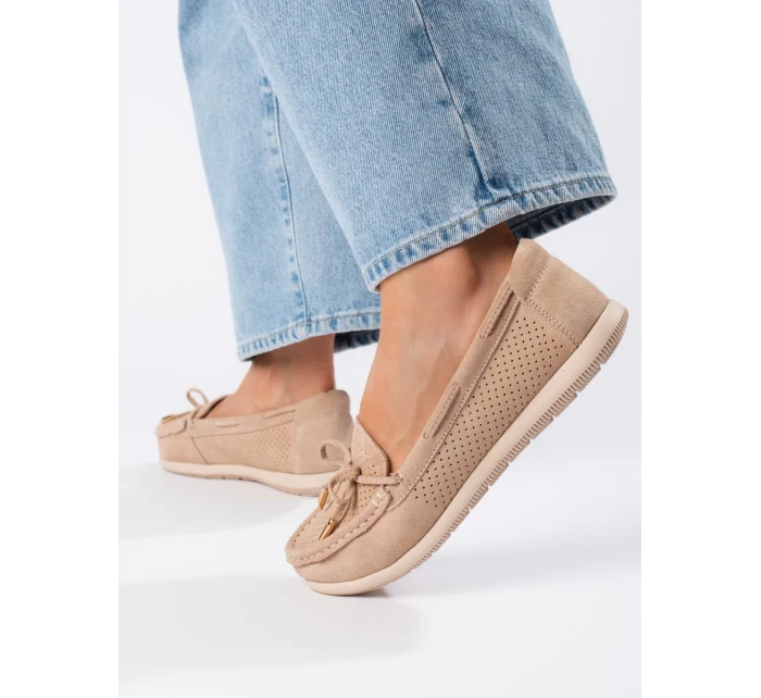 Vynikajúce hnedé dámske mokasíny bez podpätku Vynikajúce hnedé dámske mokasíny bez podpätku