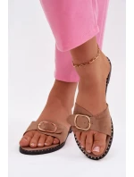 Dámské nazouváky na nízkém podpatku se zlatou sponou Camel Selivelle Dámské nazouváky na nízkém podpatku se zlatou sponou Camel Selivelle