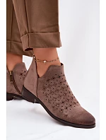 Dámske perforované členkové topánky na nízkom podpätku Vinceza 58626 dark beige Dámske perforované členkové topánky na nízkom podpätku Vinceza 58626 dark beige
