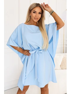 model 22124235 SOFIA Motýlí šaty se zavazováním v pase světle modré - numoco