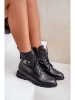 Kožené Boty Na Ploché Podešvi S Dekorací  Černé model 21678227 - Maciejka