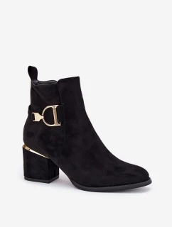 Zateplené dámské boty na podpatku se zlatými prvky černé model 21708256 - Boto