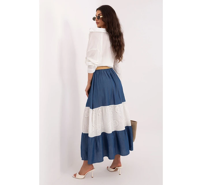 Sukňa model 226123 Továrenská cena