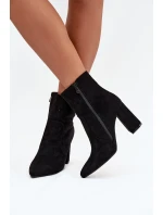 Dámske čižmy Pralina - zateplené, na stĺpikovom podpätku, čierne Dámske čižmy Pralina - zateplené, na stĺpikovom podpätku, čierne