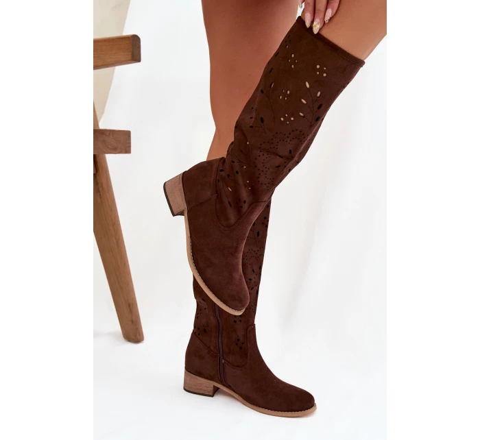 Dámske perforované čižmy na podpätku Helinna - chocolate