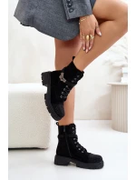 Zateplené kotníkové boty s ozdobou Černé model 21671908 - S.Barski Zateplené kotníkové boty s ozdobou Černé model 21671908 - S.Barski