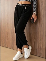 Spodnie damskie bawełniane z paskiem czarne model 22394771 - FashionStreet Spodnie damskie bawełniane z paskiem czarne model 22394771 - FashionStreet