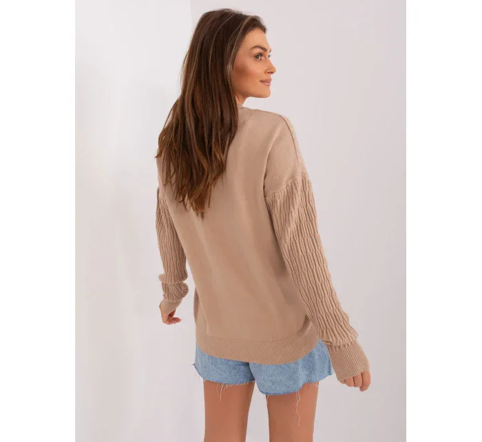 Sweter AT SW model 18884774 beżowy - FPrice Sweter AT SW model 18884774 beżowy - FPrice